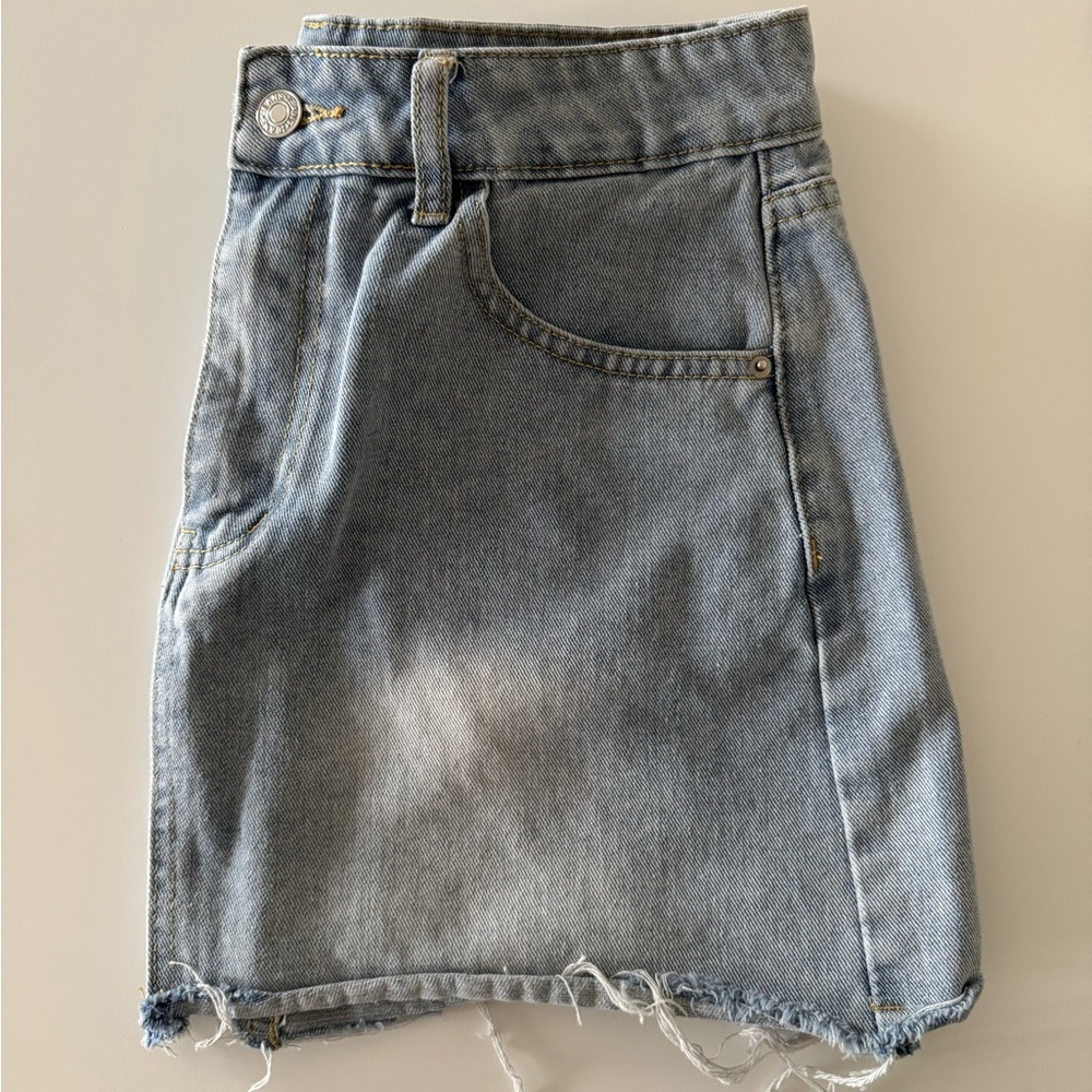 SHEIN Mini Denim Skirt
